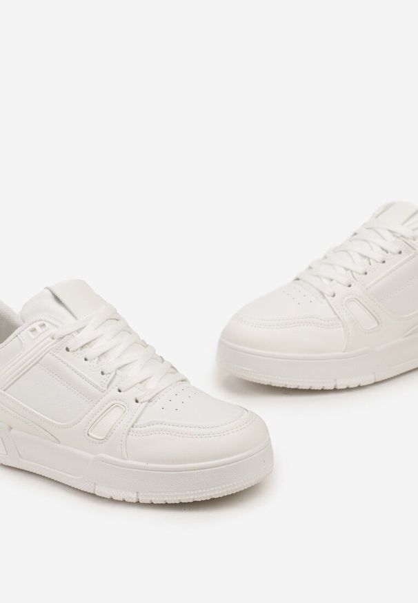 Born2be - Białe Sneakersy na Grubej Podeszwie z Przeszyciami Rivinna. Kolor: biały