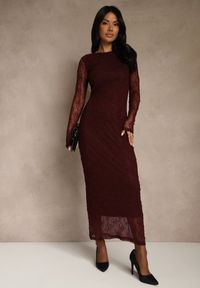 Renee - Bordowa Koronkowa Sukienka Typu Longsleeve o Dopasowanym Kroju Zenoresa. Kolor: czerwony. Materiał: koronka. Długość rękawa: długi rękaw. Typ sukienki: oversize. Styl: elegancki #1