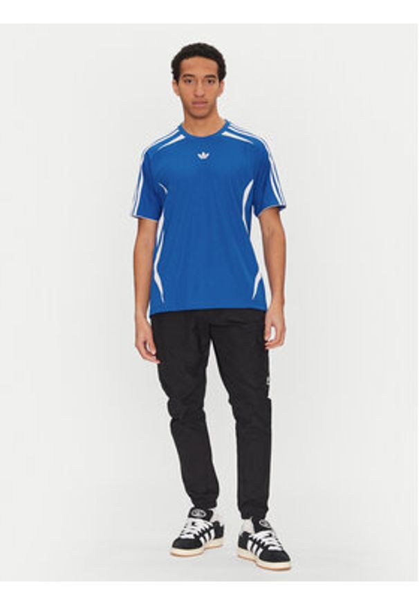 Adidas - adidas T-Shirt adicolor Teamgeist JP1114 Niebieski Loose Fit. Kolor: niebieski. Materiał: syntetyk