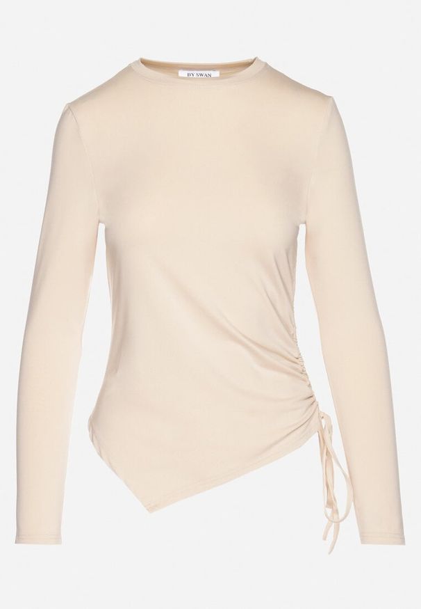 Born2be - Beżowa Asymetryczna Bluzka z Wiskozą z Długim Rękawem i Ściągaczem Zeilane. Kolor: beżowy. Materiał: wiskoza. Długość rękawa: długi rękaw. Długość: długie