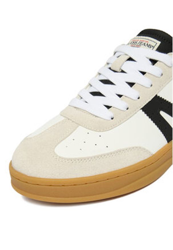 Guess Jeans Sneakersy CWBEO-GJ20250516 Biały. Kolor: biały. Materiał: materiał