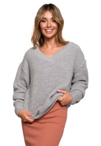 MOE - Klasyczny Sweter z Dekoltem w Szpic - Szary. Kolor: szary. Materiał: akryl. Styl: klasyczny