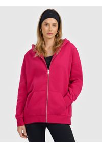 4f - 4F Bluza dresowa rozpinana z kapturem damska - różowa L. Okazja: na co dzień, do pracy, na spacer. Typ kołnierza: kaptur. Kolor: różowy. Materiał: dresówka. Styl: casual #1
