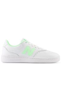 Buty New Balance BBW80WMG - białe. Okazja: na co dzień. Kolor: biały. Materiał: materiał, skóra, syntetyk, guma. Szerokość cholewki: normalna. Sport: koszykówka, turystyka piesza