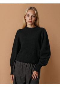 Sinsay - Sweter basic - czarny. Kolor: czarny