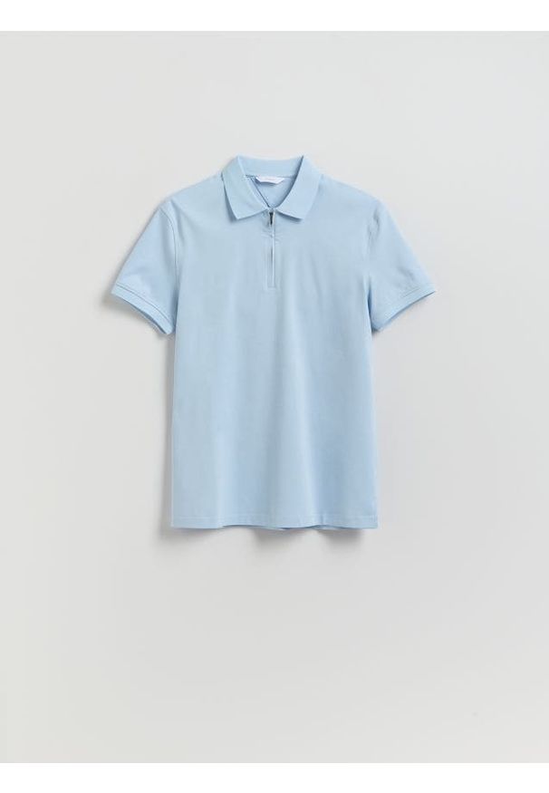 Reserved - Polo z merceryzowanej bawełny - jasnoniebieski. Typ kołnierza: polo. Kolor: niebieski. Materiał: bawełna
