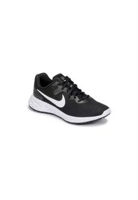 Buty do biegania męskie Nike Revolution 6. Zapięcie: sznurówki. Kolor: biały, wielokolorowy, czarny. Materiał: materiał, syntetyk, tkanina. Szerokość cholewki: normalna. Model: Nike Revolution