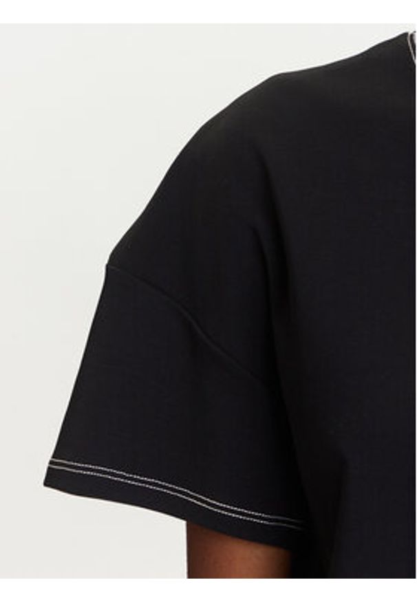Karl Lagerfeld - KARL LAGERFELD T-Shirt A3W17019 Czarny Boxy Fit. Typ kołnierza: dekolt w karo. Kolor: czarny. Materiał: bawełna