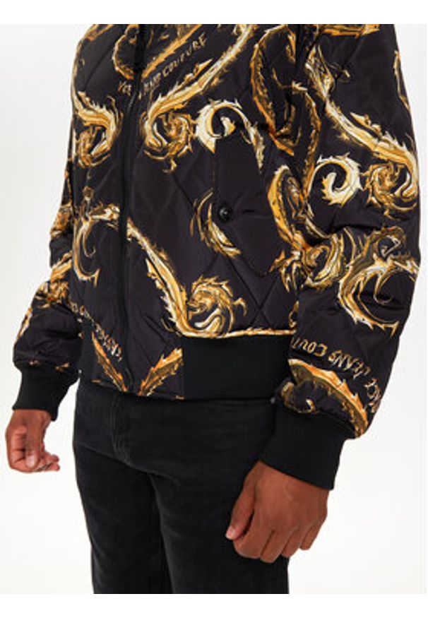 Versace Jeans Couture Kurtka bomber 77GASD07 Czarny Loose Fit. Kolor: czarny. Materiał: syntetyk