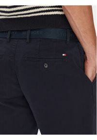 TOMMY HILFIGER - Tommy Hilfiger Szorty materiałowe Brooklyn MW0MW39706 Granatowy Regular Fit. Kolor: niebieski. Materiał: bawełna #5