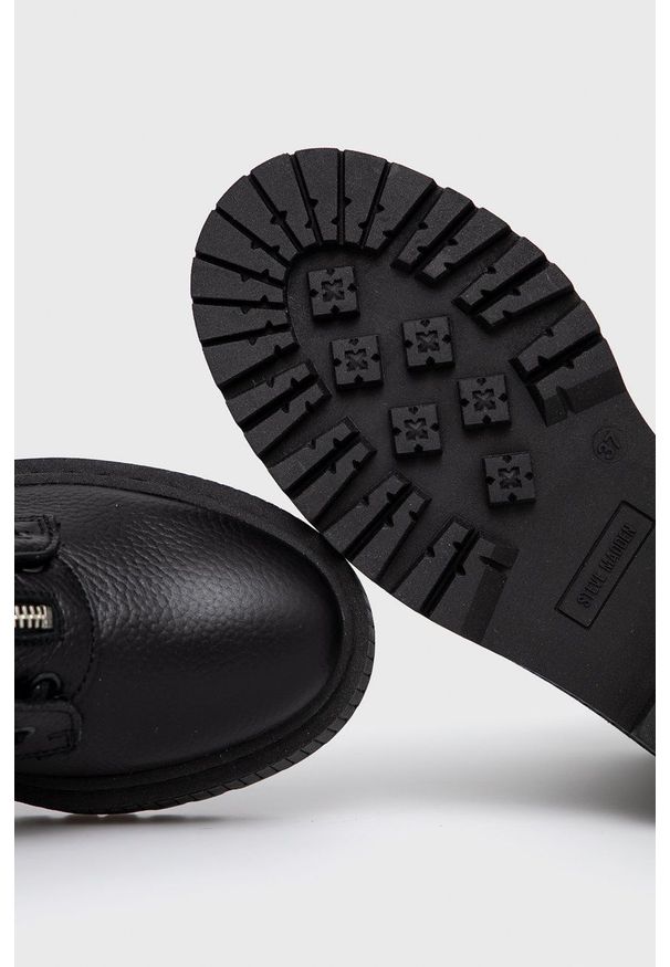 Steve Madden - Workery skórzane Odyl. Nosek buta: okrągły. Kolor: czarny. Materiał: skóra. Obcas: na platformie