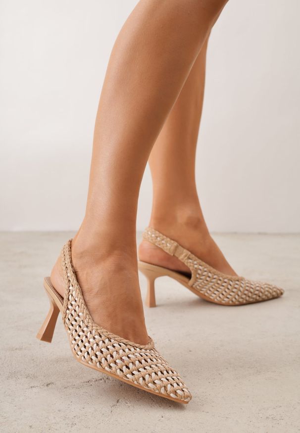 Renee - Ciemnobeżowe Plecione Czółenka Slingback na Szpilce z Ażurową Cholewką Hibiscae. Okazja: na co dzień. Kolor: beżowy. Materiał: jeans. Szerokość cholewki: normalna. Wzór: ażurowy. Sezon: wiosna. Obcas: na szpilce. Styl: elegancki, casual, wizytowy
