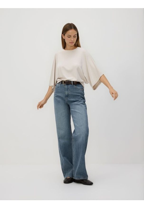 Reserved - T-shirt kimono z wiskozą - beżowy. Kolor: beżowy. Materiał: wiskoza