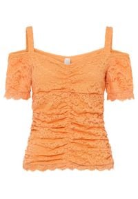 Shirt cold-shoulder z koronką bonprix jasnopomarańczowy. Kolor: pomarańczowy. Materiał: koronka. Długość rękawa: na ramiączkach. Wzór: koronka