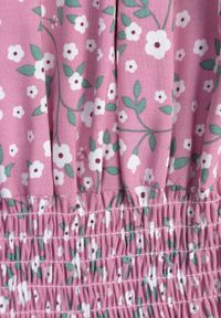 Born2be - Różowa Bawełniana Sukienka Hiszpanka w Kwiaty z Marszczoną Gumką w Talii Rosaliya. Typ kołnierza: dekolt hiszpanka. Kolor: różowy. Materiał: bawełna. Wzór: kwiaty #8