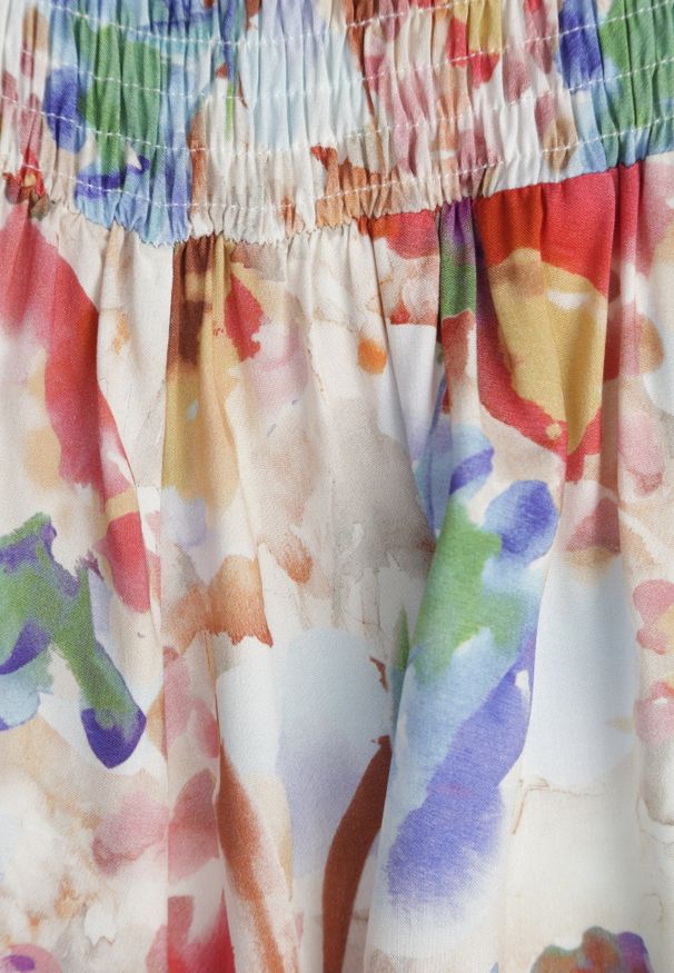 Renee - Beżowo-Różowa Kwiecista Sukienka z Wiskozy z Falbanką na Ramiączkach z Materiałowym Paskiem Nuclemia. Okazja: na co dzień. Typ kołnierza: dekolt kwadratowy, kołnierz z falbankami. Kolor: beżowy. Materiał: materiał, wiskoza. Długość rękawa: na ramiączkach. Sezon: lato. Styl: casual