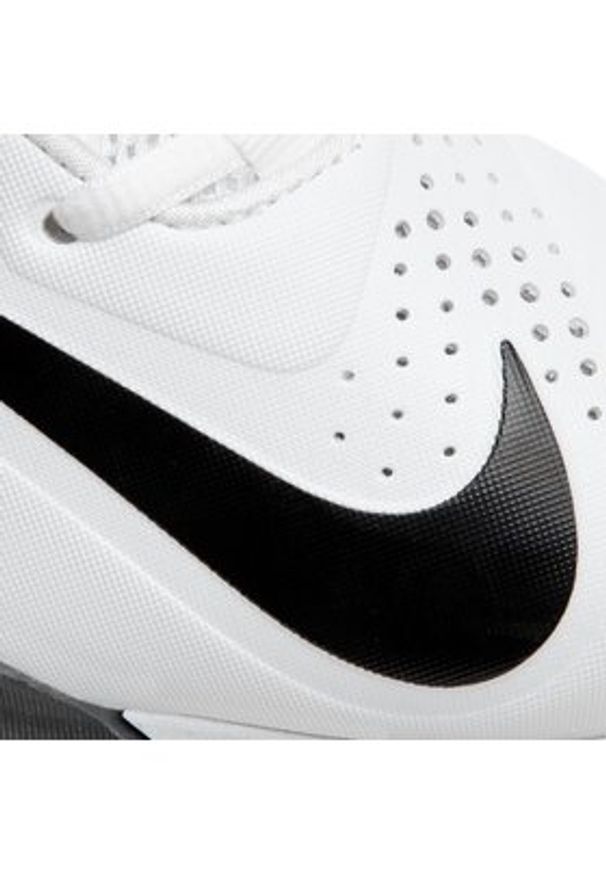 Nike Buty na siłownię Savaleos CV5708 100 Biały. Kolor: biały. Materiał: skóra. Sport: fitness