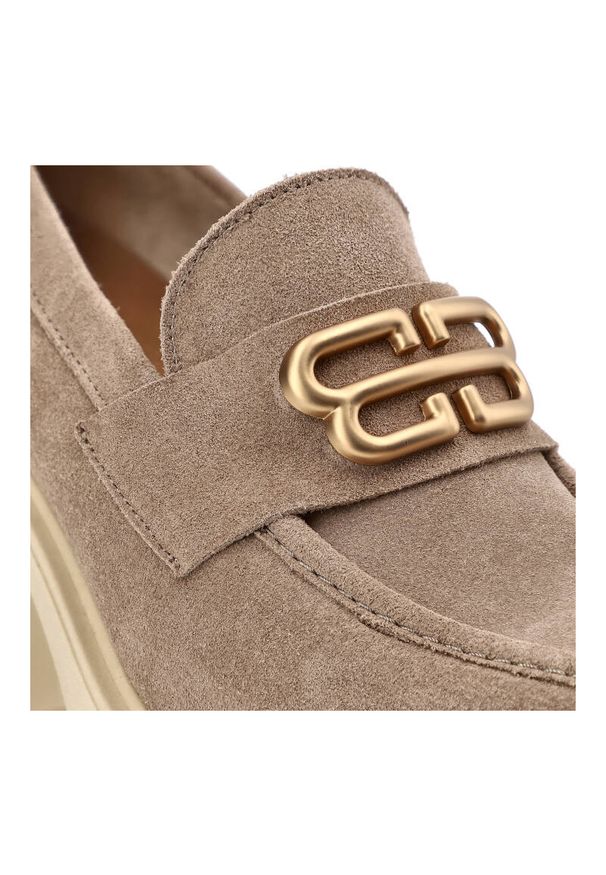 Beżowe Półbuty Armodo Stylowe Obuwie Damskie. Okazja: na co dzień. Kolor: beżowy. Materiał: materiał. Obcas: na obcasie. Styl: elegancki. Wysokość obcasa: średni