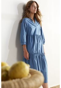 Niebieska sukienka Oui. Kolor: niebieski. Materiał: elastan, bawełna
