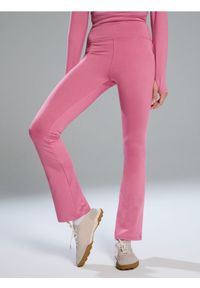 Sinsay - Spodnie sportowe ACTIVE - różowy. Kolor: różowy. Styl: sportowy