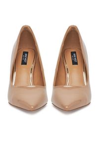 Nine West Szpilki CD23029-1 Beżowy. Kolor: beżowy. Materiał: materiał, syntetyk. Obcas: na szpilce #4