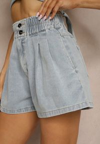Renee - Jasnoniebieskie Jeansowe Szorty High Waist o Szerokim Kroju Rinitia. Okazja: na co dzień. Stan: podwyższony. Kolor: niebieski. Materiał: jeans. Styl: casual #5