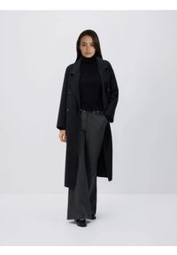 Reserved - Spodnie z paskiem - szary. Kolor: szary. Materiał: wiskoza, tkanina #1