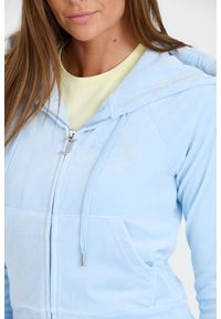 Juicy Couture - JUICY COUTURE Błękitna bluza Madison Hoodie. Kolor: niebieski