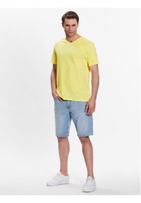 United Colors of Benetton - United Colors Of Benetton T-Shirt 3U53J4231 Żółty Regular Fit. Kolor: żółty. Materiał: bawełna #3