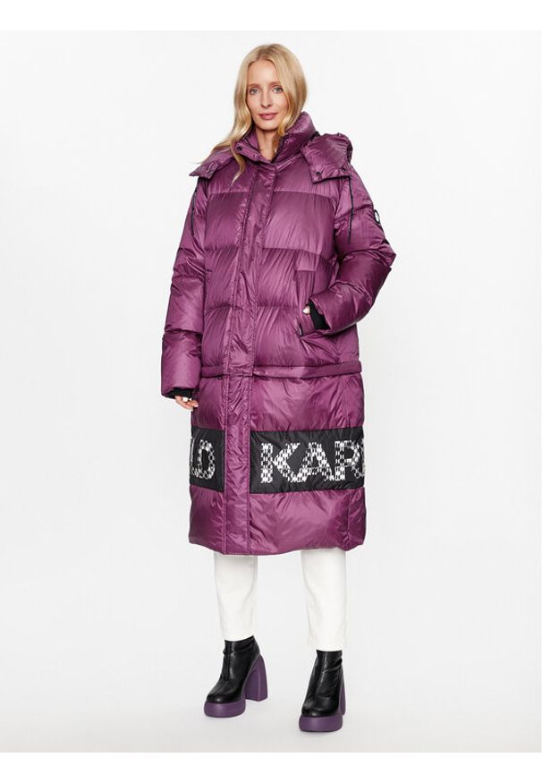 Karl Lagerfeld - KARL LAGERFELD Kurtka zimowa Check 236W1506 Różowy Regular Fit. Typ kołnierza: dekolt w karo. Kolor: różowy. Materiał: syntetyk. Sezon: zima
