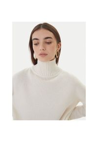 Klipsy Weekend Max Mara. Materiał: złote. Kolor: złoty