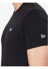 New Era T-Shirt Essentials 60332299 Czarny Regular Fit. Kolor: czarny. Materiał: bawełna #4