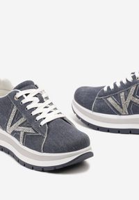 Renee - Granatowe Sneakersy na Piankowej Platformie Ozdobione Cyrkoniami z Boku Epirvala. Okazja: na co dzień. Zapięcie: sznurówki. Kolor: niebieski. Materiał: jeans. Wzór: aplikacja. Obcas: na platformie #3