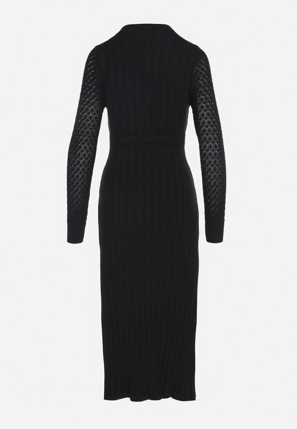 Born2be - Czarna Dopasowana Sukienka z Wiskozą i Guzikami Novelinea. Okazja: na co dzień. Kolor: czarny. Materiał: wiskoza. Styl: casual, elegancki