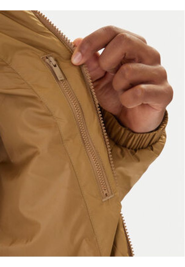 Adidas - adidas Kurtka zimowa adicolor JW5847 Beżowy Loose Fit. Kolor: beżowy. Materiał: syntetyk. Sezon: zima