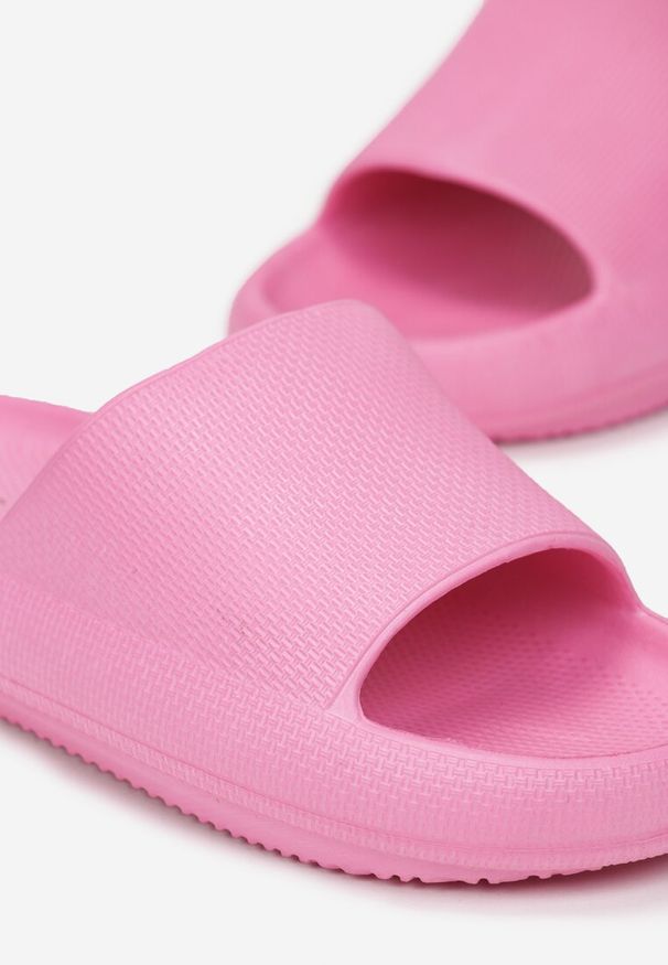Renee - Różowe Klapki Basenowe na Grubej Podeszwie Welija. Kolor: różowy. Styl: elegancki