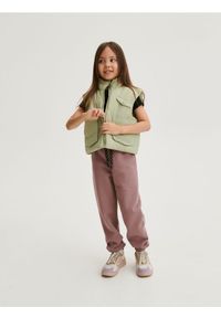 Reserved - Spodnie dresowe jogger - kasztanowy. Kolor: brązowy. Materiał: dresówka #1