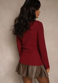 Renee - Bordowa Bluzka z Wiązaniem z Boku Esnaria. Okazja: na co dzień. Kolor: czerwony. Materiał: jeans. Styl: casual, elegancki #3
