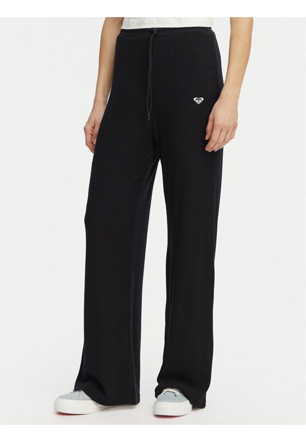 Roxy Spodnie dresowe Rise & Vibe New Rib ERJNP03673 Czarny Relaxed Fit. Kolor: czarny. Materiał: wiskoza