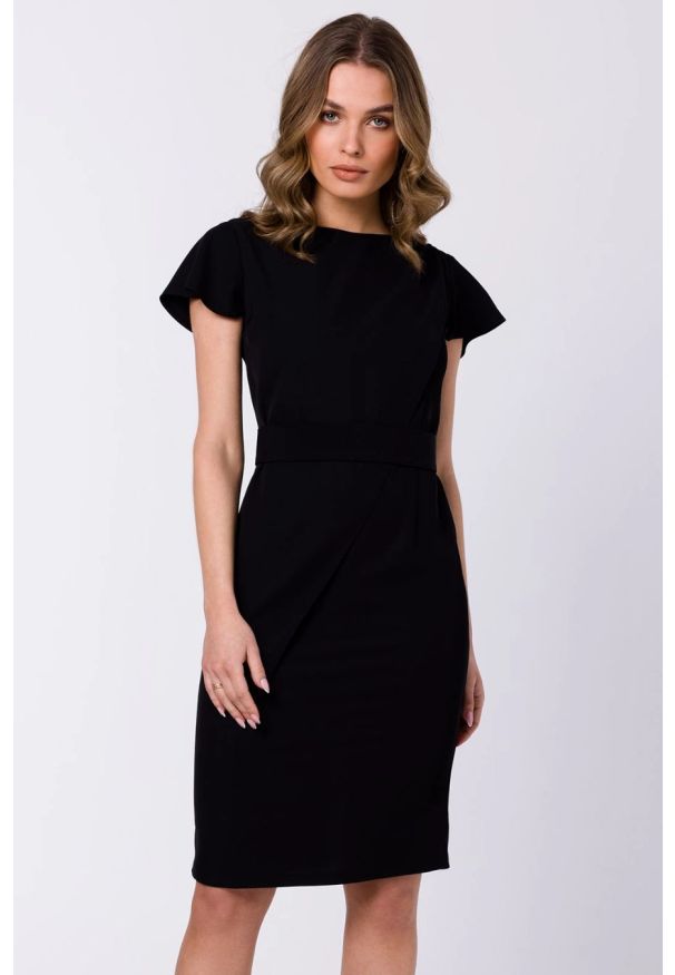 Stylove - Elegancka ołówkowa sukienka z paskiem krótki rękaw czarna. Kolor: czarny. Długość rękawa: krótki rękaw. Typ sukienki: ołówkowe. Styl: elegancki