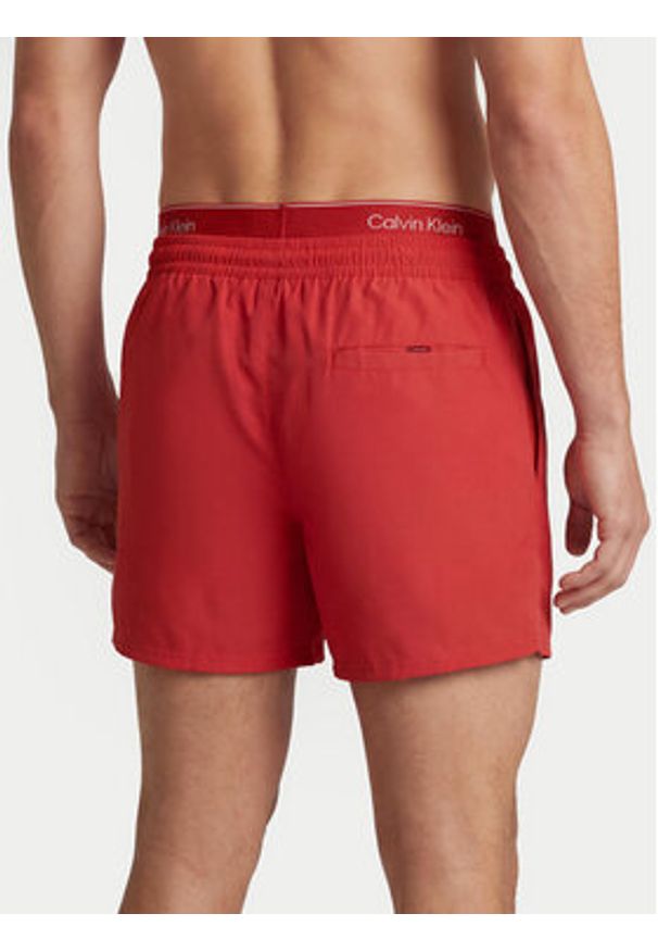 Calvin Klein Swimwear Szorty kąpielowe LV00N61024 Czerwony Regular Fit. Kolor: czerwony. Materiał: syntetyk