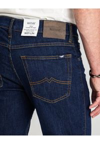 Męskie Spodnie Jeansowe Mustang Style Tramper Straight Denim Blue 1017121 5000 901