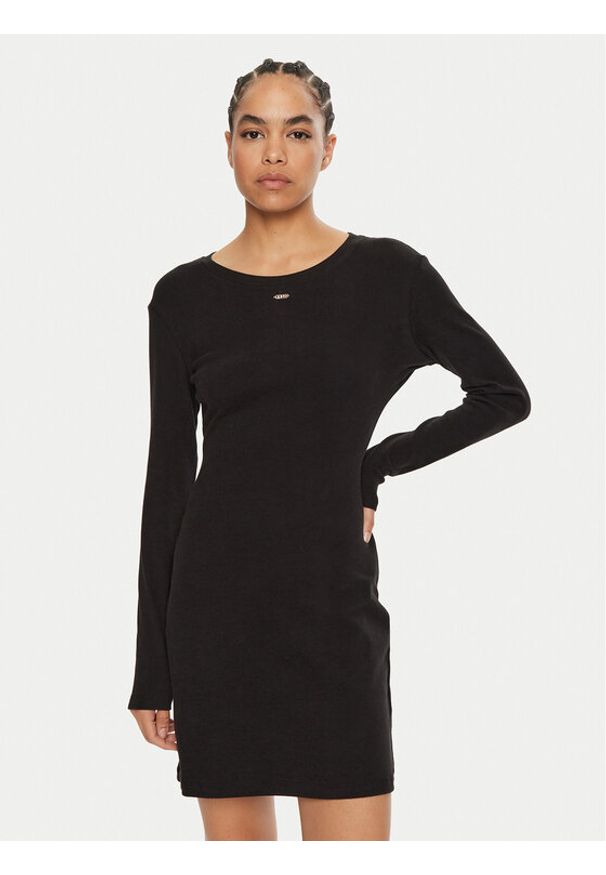 Guess Sukienka dzianinowa O4BK02 KCHZ2 Czarny Regular Fit. Kolor: czarny. Materiał: bawełna, dzianina