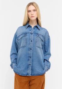Damska Koszula Mustang Style Avilla Shirt Denim Blue 1015592 5000 401. Materiał: denim