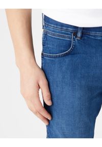 Wrangler - WRANGLER GREENSBORO MĘSKIE SPODNIE JEANSOWE THE FUTURE W15QCS27A 112320123 #4