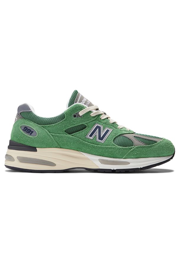Buty męskie New Balance U991GV2 – zielone. Kolor: zielony. Materiał: skóra, guma. Szerokość cholewki: normalna. Sport: bieganie