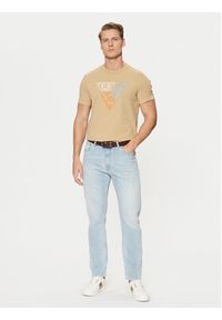 Guess T-Shirt M5RI14 J1314 Beżowy Slim Fit. Kolor: beżowy. Materiał: bawełna #4