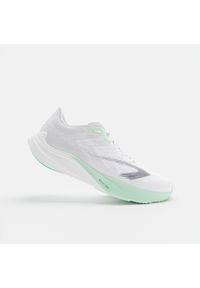 KIPRUN - Buty do biegania damskie Kiprun KD900 Light. Kolor: biały, zielony, wielokolorowy. Materiał: kauczuk. Szerokość cholewki: normalna. Sport: bieganie, fitness