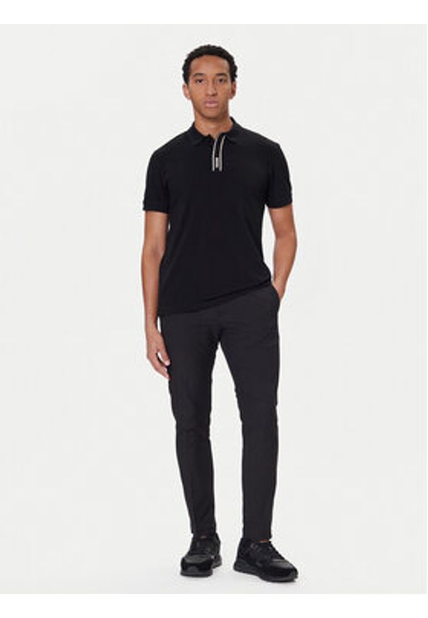 BOSS Spodnie materiałowe T_Commuter 50544245 Czarny Slim Fit. Kolor: czarny. Materiał: syntetyk