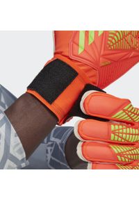 Adidas - Rękawice bramkarskie mecz adidas Predator Edge. Kolor: czerwony, zielony, wielokolorowy. Sport: piłka nożna